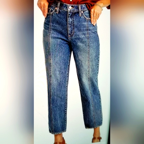 Universal Thread Denim - SOLD OUT NWT  universal thread vintage straight size 4/27  waist 27 inch inseam